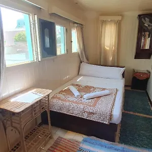  Hotel en barco Moon Boat Egipto